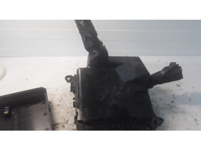 Pojistková skříňka PR07400000, PR06102000 Citroen C-Crosser 2008