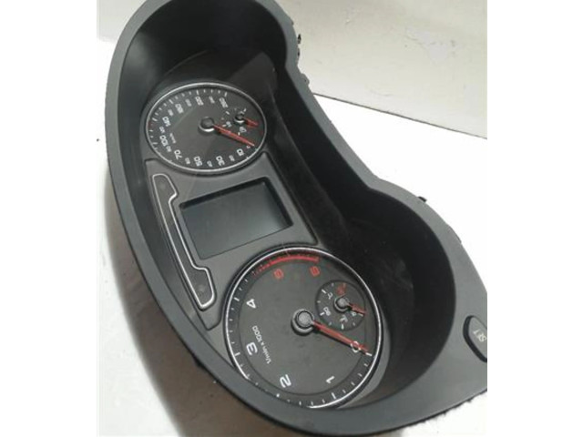 Панель приборов 8U0920930E, 8U0920930E   Audi Q3 8U       