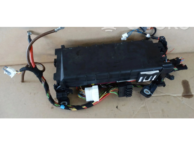 Блок предохранителей A2465400040 Mercedes-Benz A W176