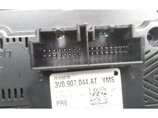 Блок управления климат-контролем 3V0907044AT Skoda Superb B8 (3V)