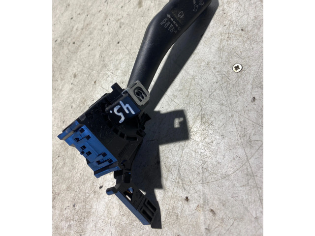 Ручка стеклоочистителей 1K0953519H, 01203514   Volkswagen Caddy