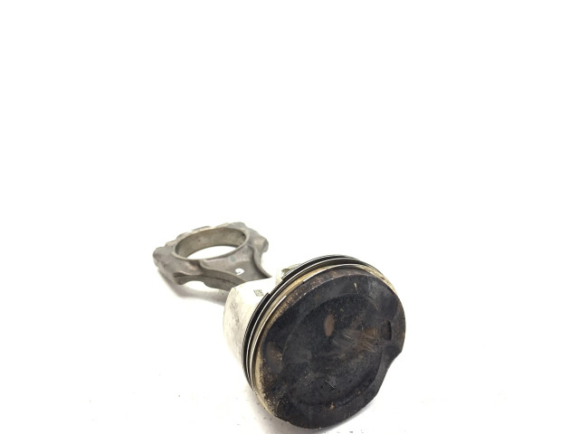 Píst 7647339 BMW 7 F01 F02 F03 F04 pro benzínový motor 4.4 N63 B44 B