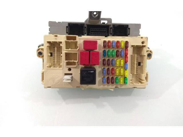 Блок предохранителей 50507093 Alfa Romeo 166