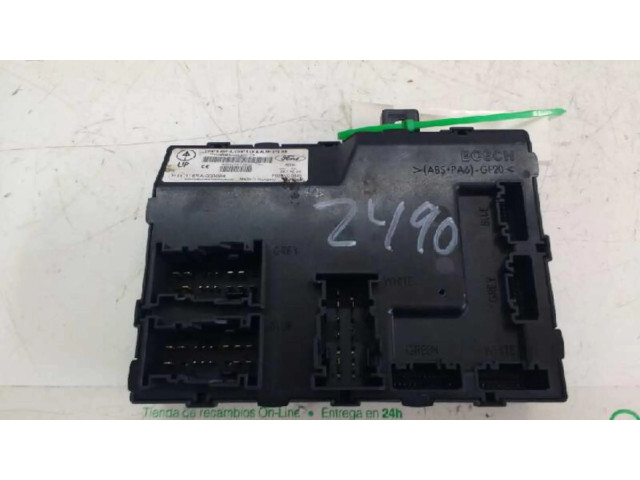 Блок предохранителей 8V5115K600CF Ford Fiesta