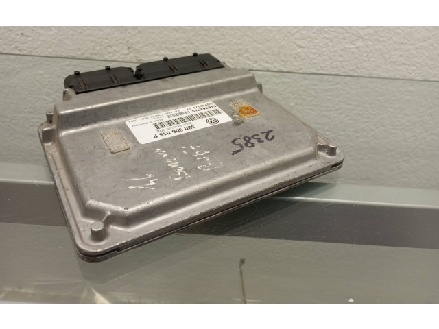 Блок управления двигателя 3B0906018P, 5WP4017401   Volkswagen Passat Alltrack