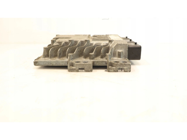 Блок управления двигателем Блок управления S126074106A Renault Clio III