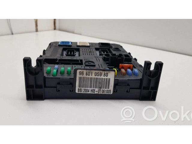Блок предохранителей 9660105980   Citroen C4 I    