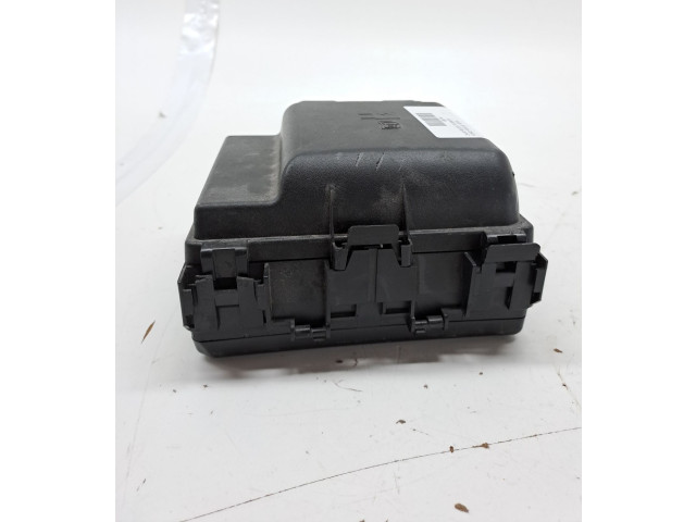 Блок предохранителей 2540853, NX6T14D068EAC   Ford Focus    