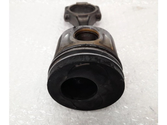 Píst    Seat Ibiza III (6L)     