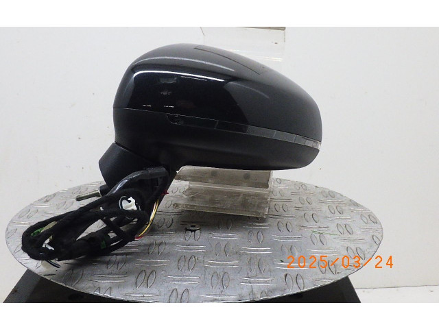 Зеркало электрическое Audi A1 2010 - 2018 года