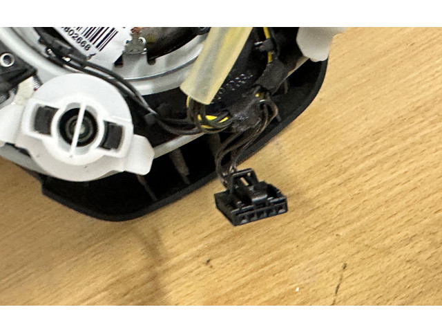 Zpětné zrcátko Volkswagen Touareg II 2012 7P6880201D