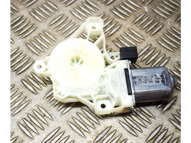 Передний двигатель механизма для подъема окон