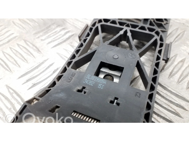 Задний держатель / кронштейн для внешней ручки открытия