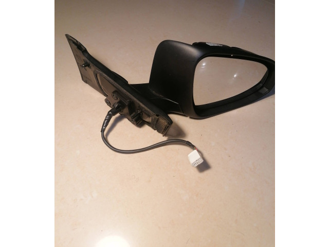 Zpětné zrcátko Toyota Yaris 2020 E8025614