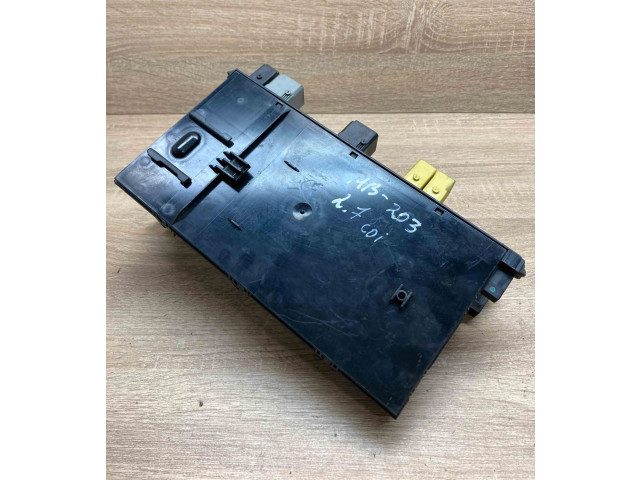Pojistková skříňka 2095451501, 5DK00848602 Mercedes-Benz C W203 2000