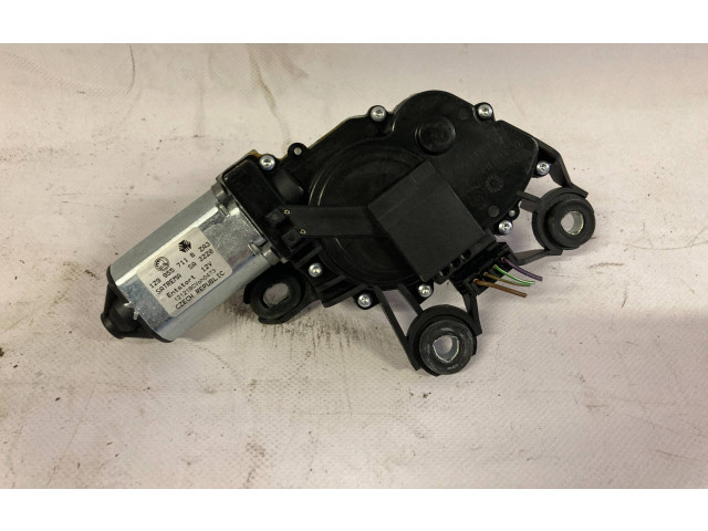 Моторчик заднего дворника 1Z9955711B, 1Z9955711    Skoda Octavia Mk2 (1Z)