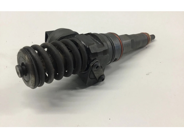 Форсунка 03G130073AJ Audi A3 S3 A3 Sportback 8P -