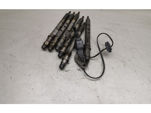 Комплект форсунок 0432133792, 059130201F Audi A6 S6 C5 4B
