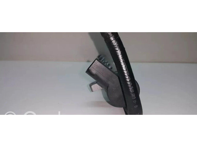 Vstřikovací lišta A6400702395, 0812000663 Mercedes-Benz A W169 pro naftový motor 2.0 OM 640 DE 20 LA