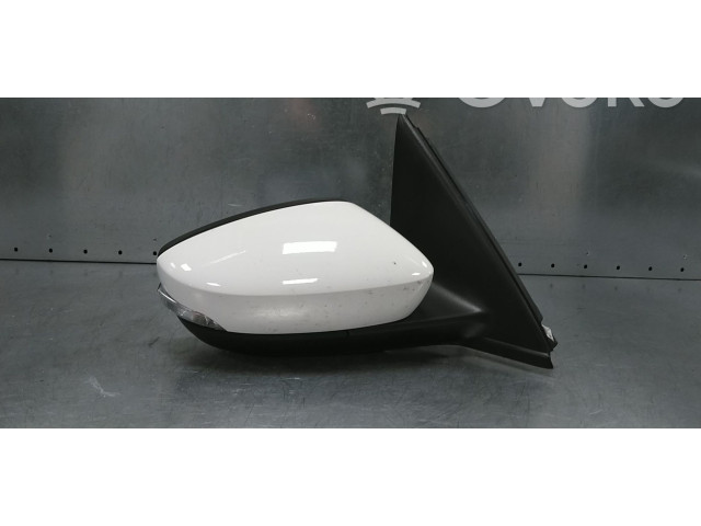 Зеркало электрическое        Skoda Fabia Mk3 (NJ)  2015 - 2021 года   