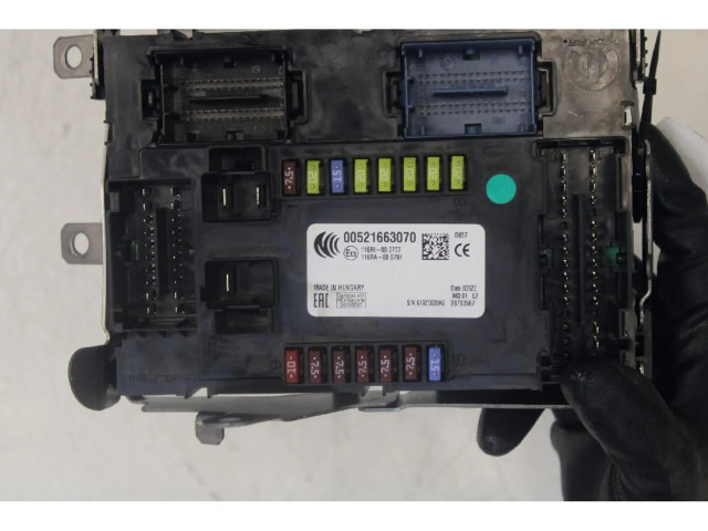 Блок предохранителей    Jeep Renegade    