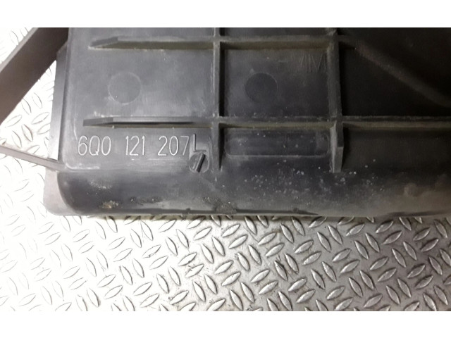 Вентилятор радиатора 6Q0121207L Skoda Fabia Mk1 (6Y)