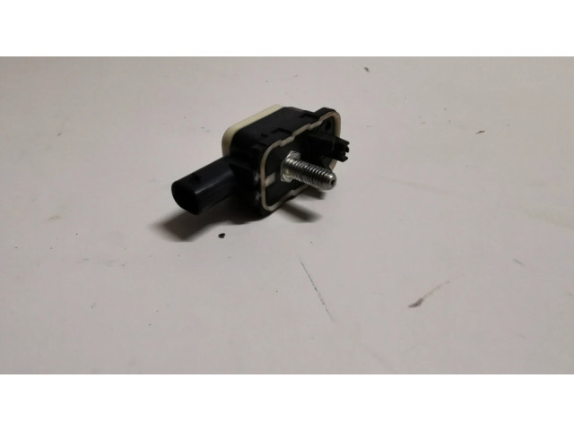 Датчик удара надувных подушек