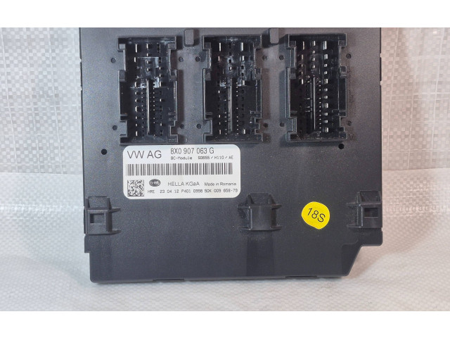 Блок комфорта 8X0907063G, 5DK00965879 Audi A1