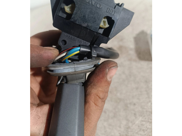 Ручка поворотов/ фонарей Volvo V70  2000 - 2004 года PA6GFGB30      