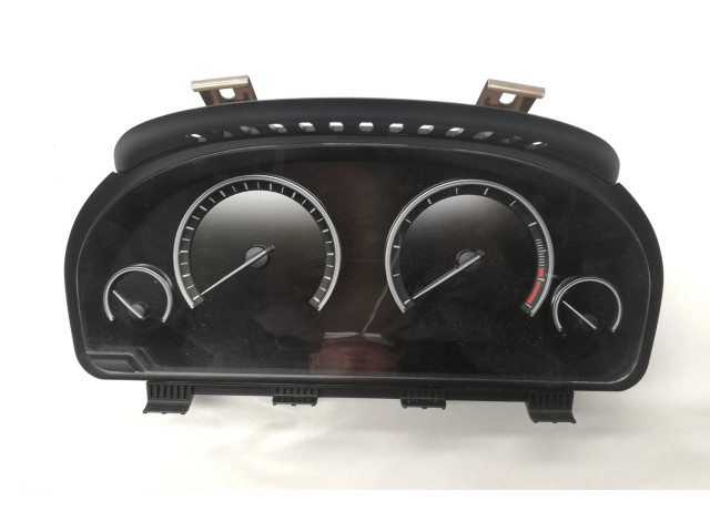 Přístrojová deska BMW 5 GT F07 2010 922080101