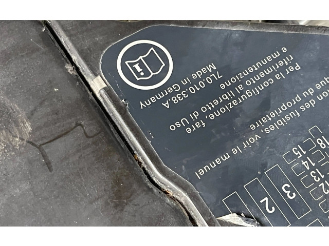   Pojistková skříňka 7L0010338A   Porsche Cayenne (9PA) 2007