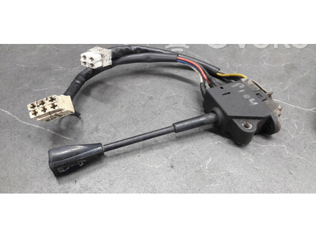 Ручка стеклоочистителей    Peugeot 104