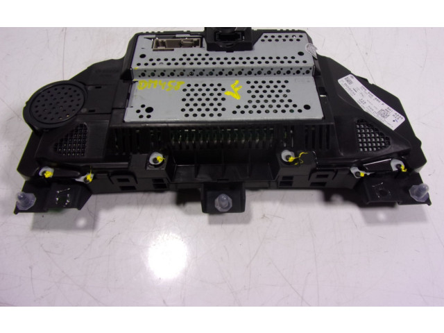 Přístrojová deska Volkswagen Touareg II 2011 7P6920880P, 7P6920880