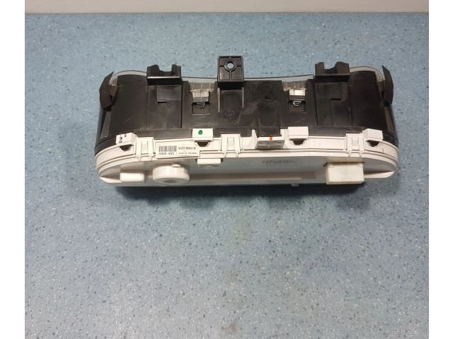 Панель приборов 8100B125A, 8100B125A Mitsubishi Lancer VIII