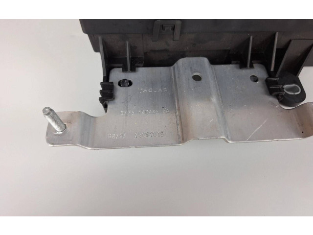 Блок предохранителей GX7314C445AA Jaguar XE