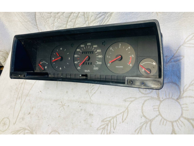 Přístrojová deska Volvo 740 1988 1398726