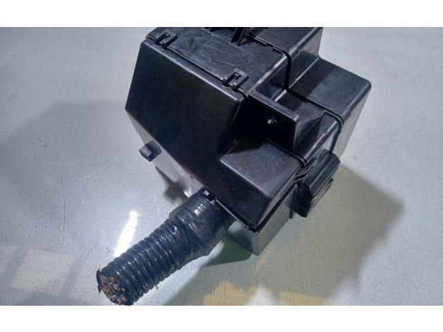 Блок предохранителей    Infiniti FX    