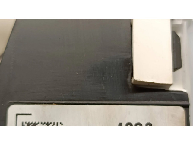 Přístrojová deska Chevrolet Cruze II 2017 39084636, 812372274