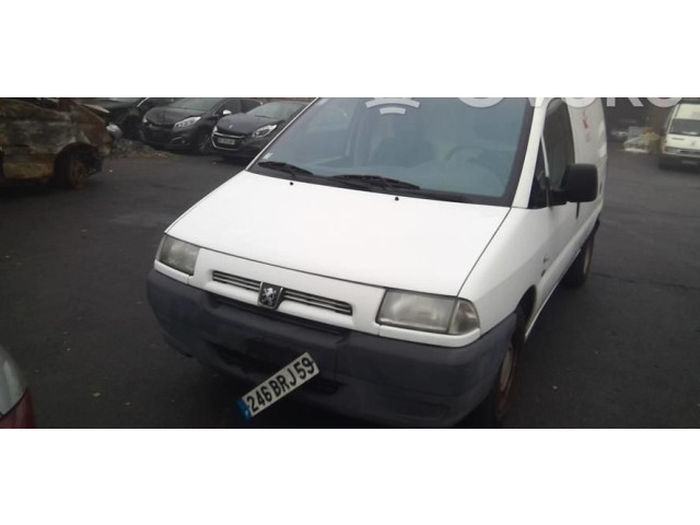 Генератор 57052D   Peugeot Expert      