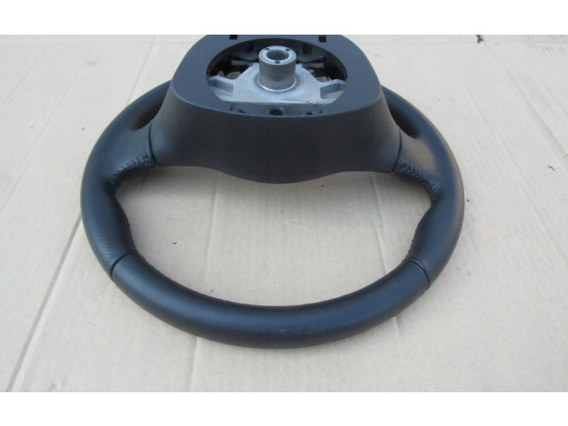 Volant Nissan Note (E12) 2014