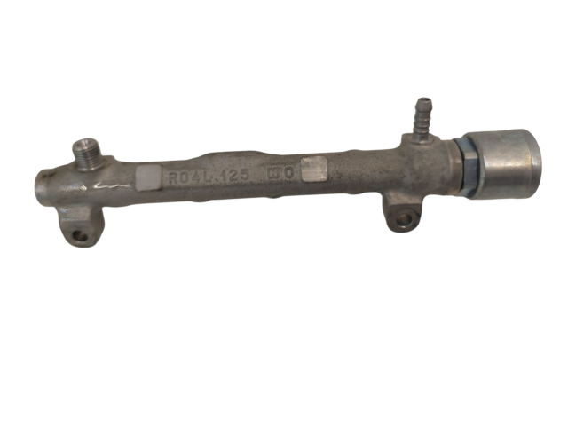 Топливная рампа 04L089G Audi A5 Sportback 8TA для двигателя CNHA