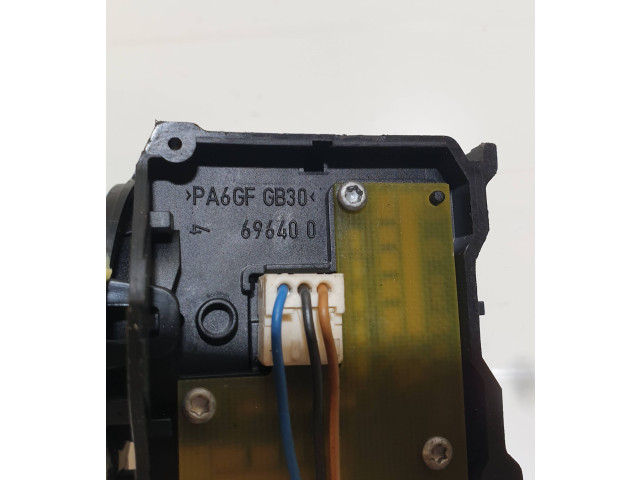 Ручка стеклоочистителей 1K0953519A, 01203506 Volkswagen Touran I