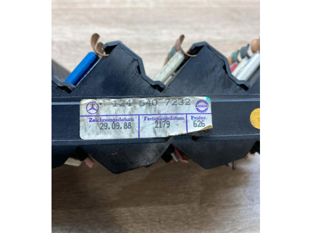 Блок предохранителей 1245407232, 1245401250 Mercedes-Benz E W124