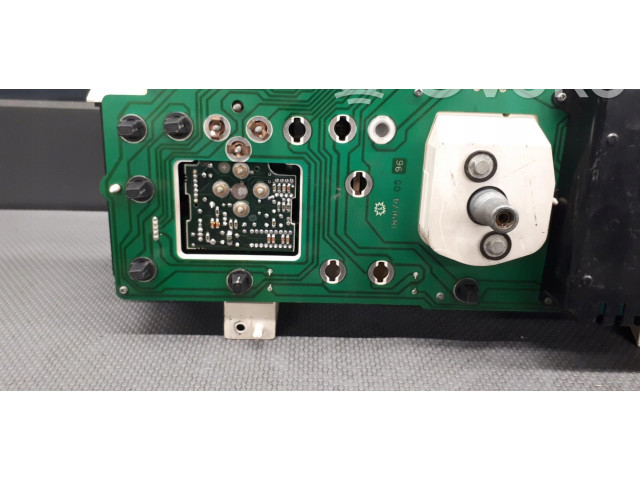 Přístrojová deska  Citroen XM 2014 96017140  