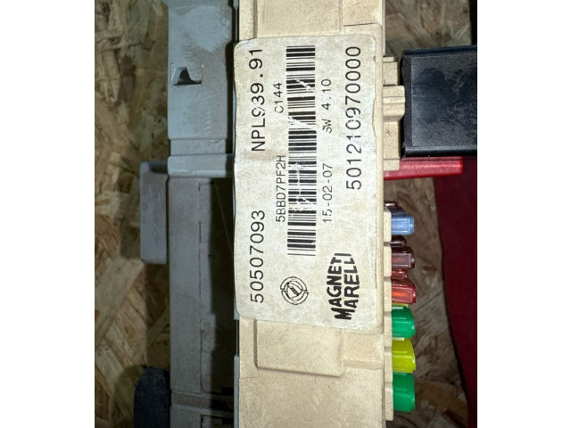 Блок предохранителей 50507093   Alfa Romeo  159   -  года