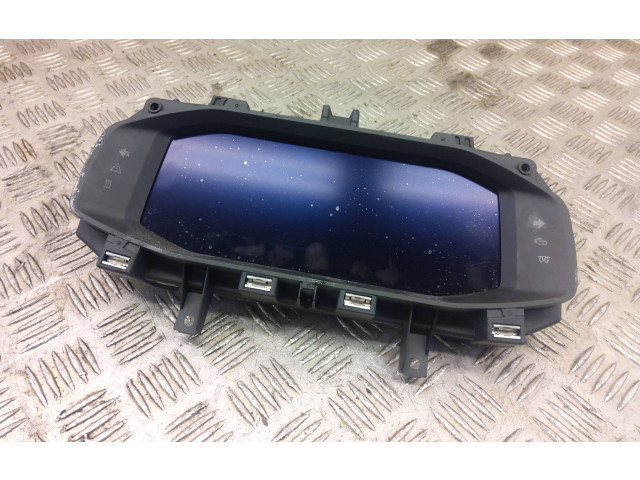 Панель приборов 5fa920790c   Cupra Formentor       