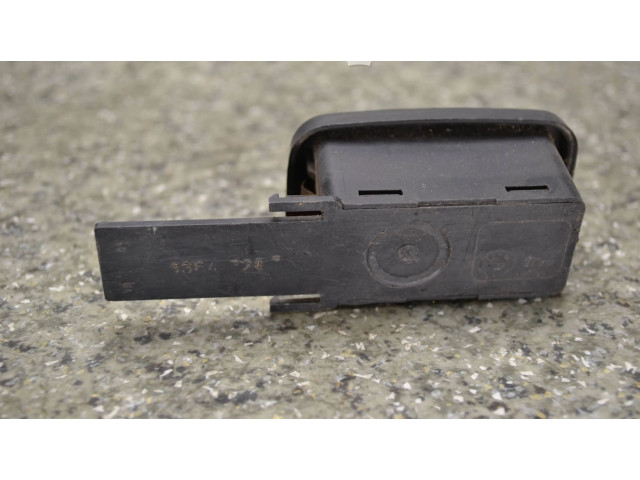 Vstřikovač 1364321 BMW 5 E28