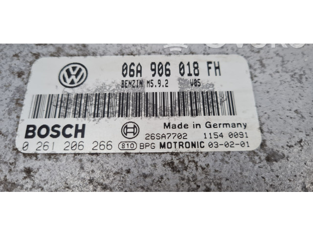 Блок управления двигателя 06A906018FH, 0261206266   Skoda Octavia Mk1 (1U)