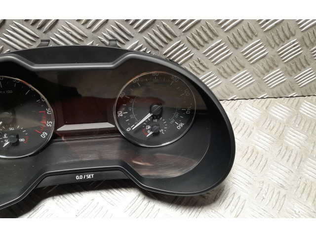 Панель приборов 5E0920971D, 1355020313   Skoda Octavia Mk3 (5E)       