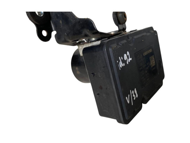 Комплект радиатора 30681619, 10061336881   Volvo V70    